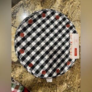 The Farmhouse by Rachel Ashwell gingham check round pumpkin trim placemat set!